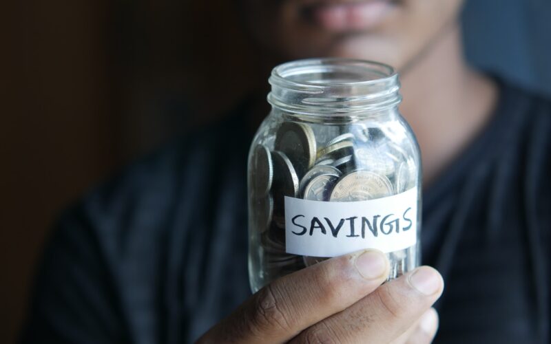 10 Smarta Tips för att Spara Pengar i Vardagen